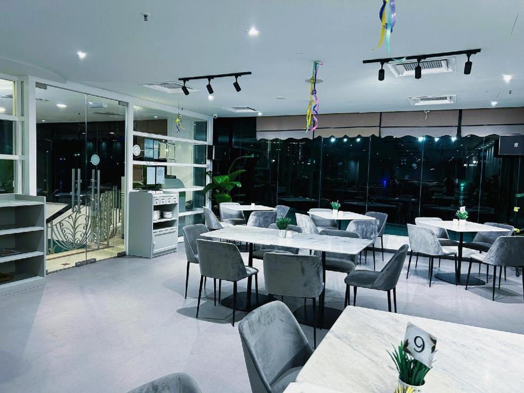 Mega View Hotel Kuantan Exterior foto