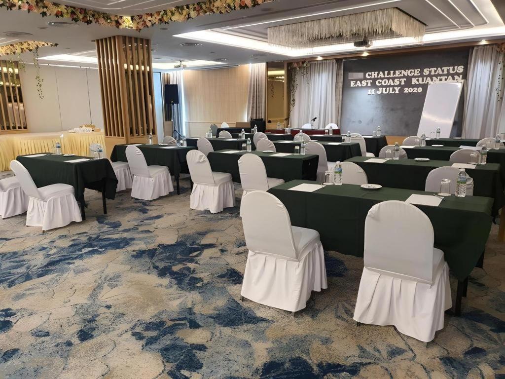 Mega View Hotel Kuantan Exterior foto